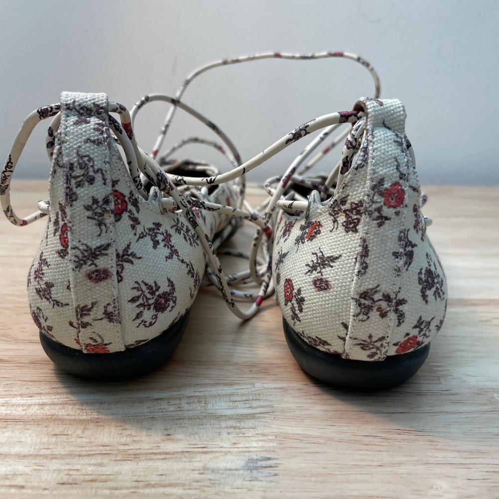 Aerosoles Aware Laura Ashley Floral Lace Up Ghillie Ballet Flats Cream Red 6.5 - Picture 6 of 9